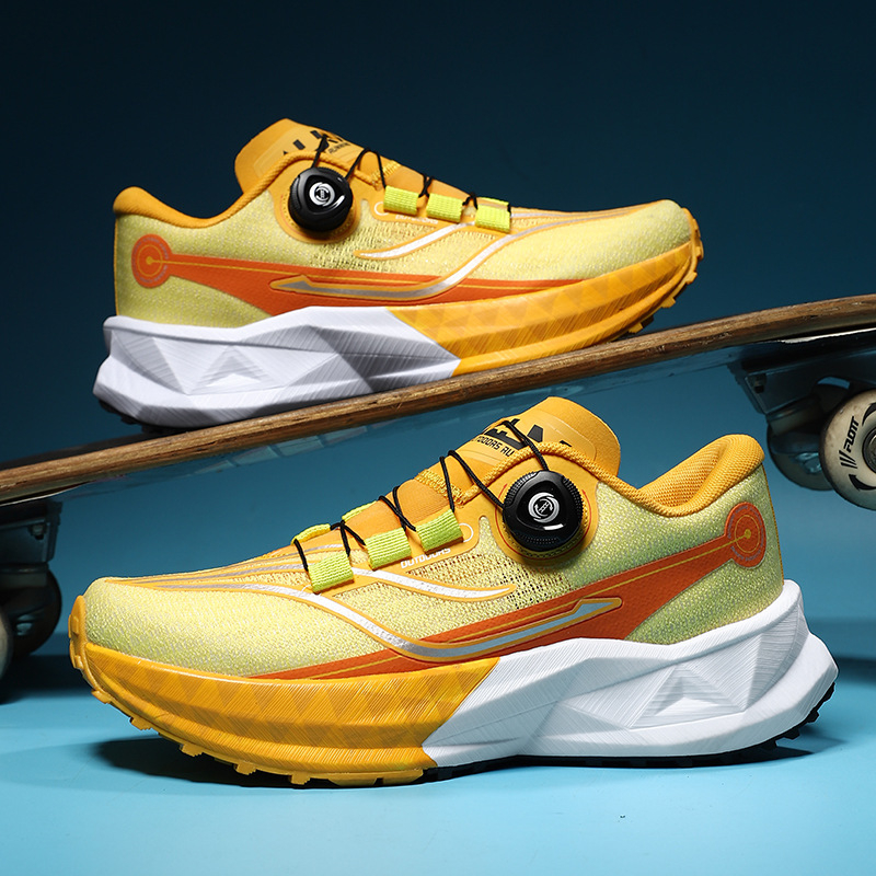 Páros futócipők 2025 Nyár Új puha talpú, lélegző hálós cipők Nagy rugalmasságú párnázású, kopásálló technológiájú gombos sportcipők