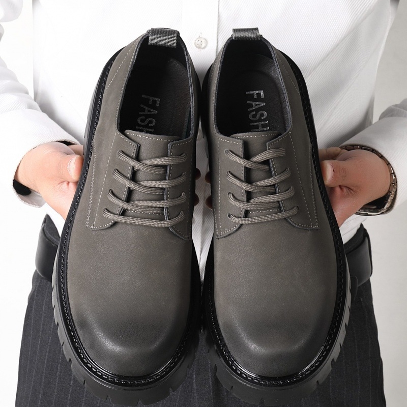 Ifjúsági trendi brit magasságnövelő alkalmi bőrcipő marhabőr férfi cipő vastag talpú, mindenhez illeszkedő, puha felületű retró divatos divatos cipő férfi cipő