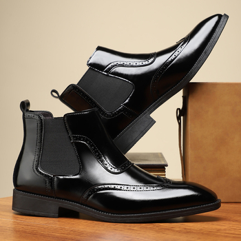 Vyriški laisvalaikio stiliaus dalykiniai odiniai batai, nauji vidutinio aukščio odiniai batai, vyriški retro stiliaus britiško stiliaus aulinukai iki klešnių.