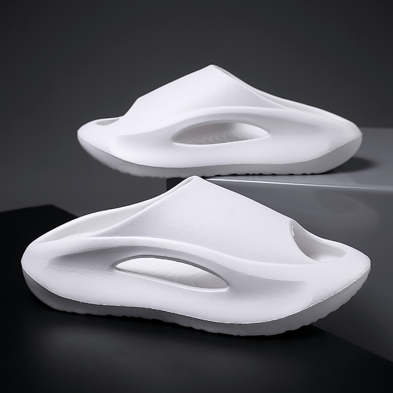 Vastag papucsok Férfi nyári új sport szabadidős pároknak szar érzésű szandálok kültéri kopásálló férfi csúszkák
