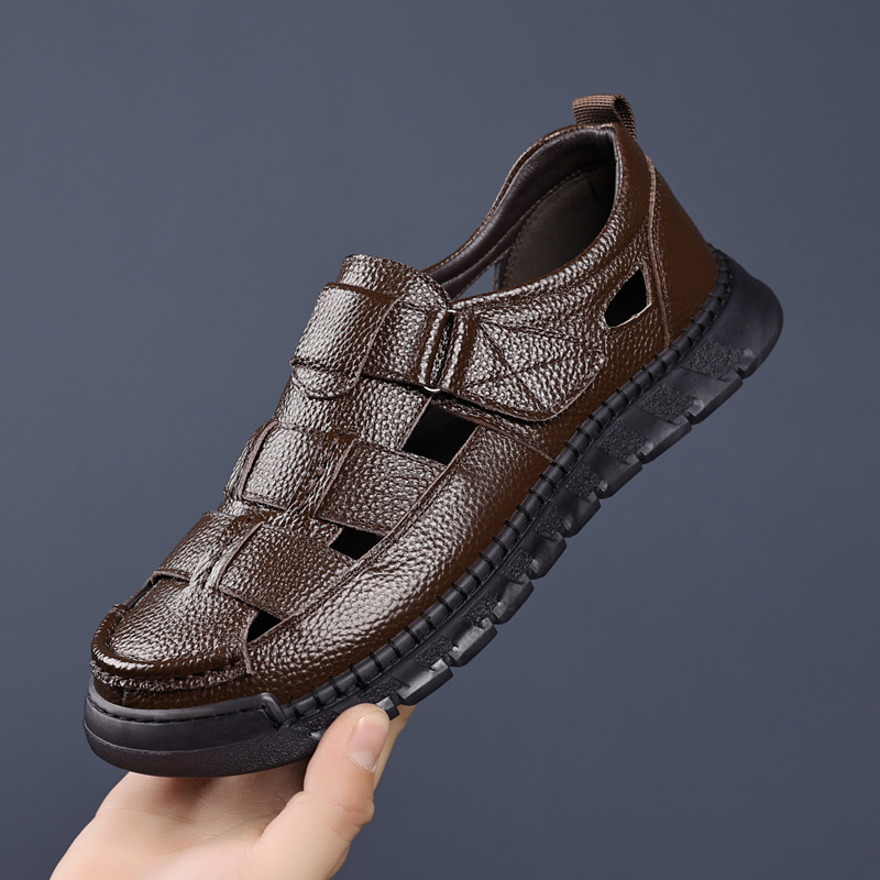 Férfi szabadtéri strandszandál, első rétegű marhabőr, kézzel varrott perforált klumpa, zárt orrú, hétköznapi autós cipő