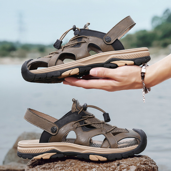 Παπούτσια Παραλίας 2025 Άνοιξη και Καλοκαίρι Νέα Ανδρικά Δερμάτινα Σανδάλια με Ανθεκτικά Δάχτυλα και Ανθεκτικά Σανδάλια για Υπαίθριες Δραστηριότητες