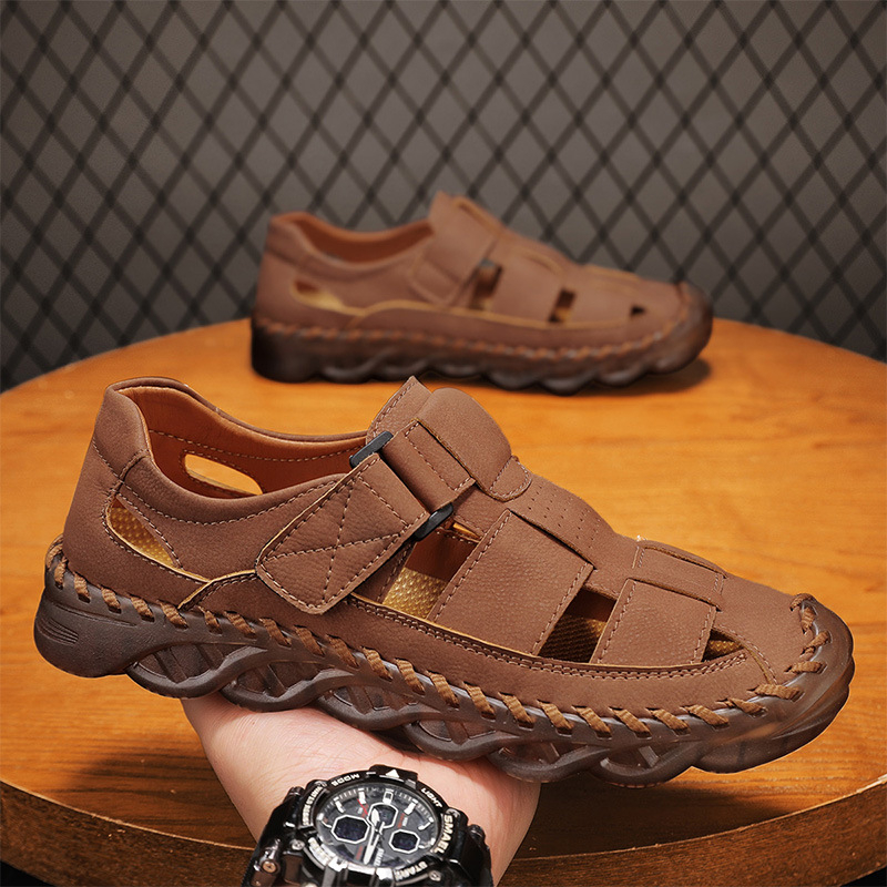 Határokon átnyúló, nagy méretű, kézzel varrott, lélegző, hálós, valódi bőr orrmerevítős férfi szandál, divatos, nyárias