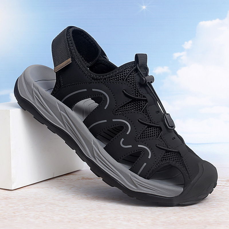 Külkereskedelmi nagy méretű férfi alkalmi szandálok kültéri strandcipők mosolygós arc sokoldalú divatos férfi cipők 46-os méret nyári csúszásgátló cipők