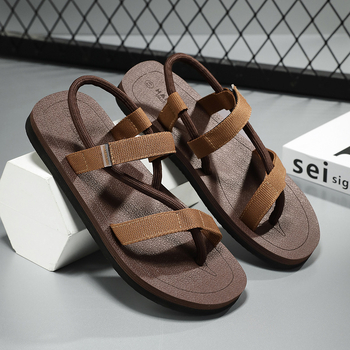 Férfi nyári felsőruházat Csúszásgátló Könnyű, kettős célú gázlócipő Vezetői papucs Nyári dezodoráló strandszandál férfiaknak