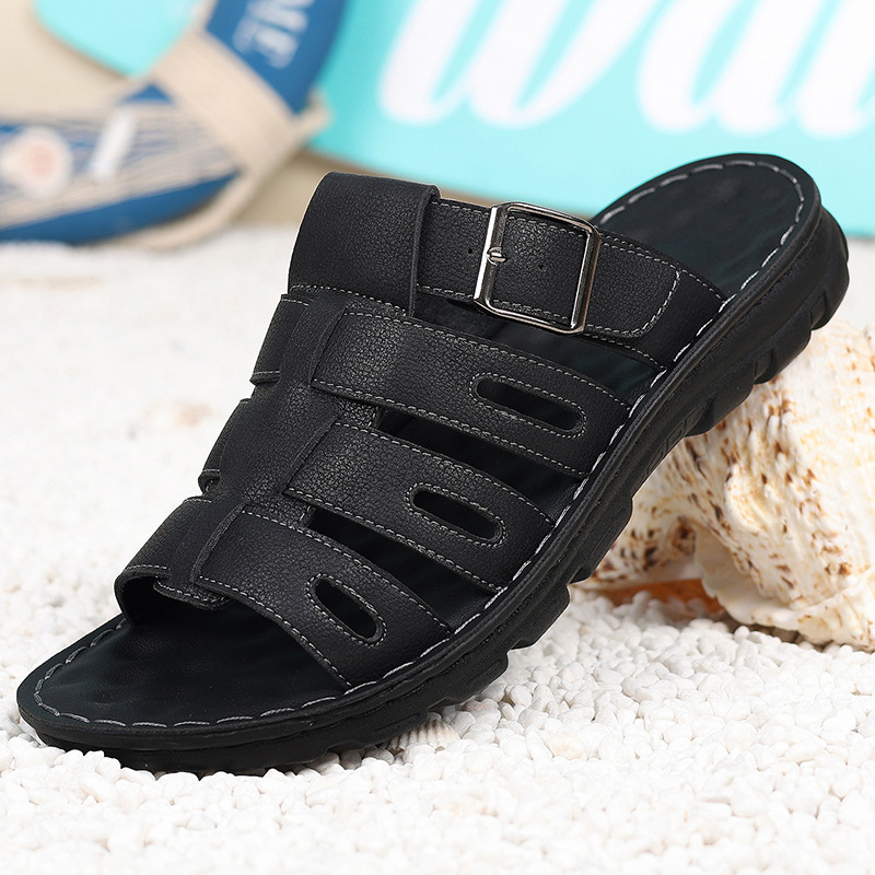Határokon átnyúló kereskedelemből származó nagyméretű szandálok, új nyári csúszásgátló férfi papucsok, üreges, hétköznapi papucsok kényelmes érzettel kültéri viseletre