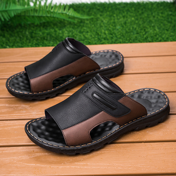 Határokon átnyúló nagy méretű szandálok 2025 új nyári férfi szandálok csúszásgátló férfi cipők külső ruházat alkalmi papucsok strandcipők divatos