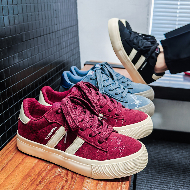 2025. gada pavasara jaunās audekla kurpes vīriešu maizes apavi modernas ikdienas kurpes retro sporta dēļu kurpes vīriešiem vairumtirdzniecība tiešraidē