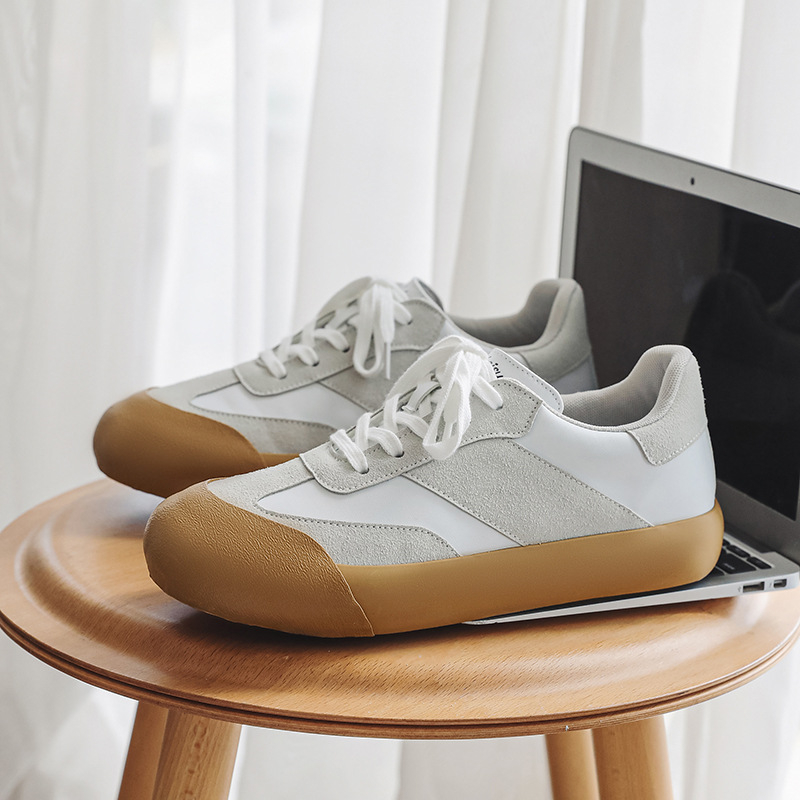 Páros bolyhos cipők Tavaszi és őszi Új japán retró alacsony szárú hétköznapi zsíros német edzőcipők férfi és női vastag talpú nagylábujjú kenyérlap cipő