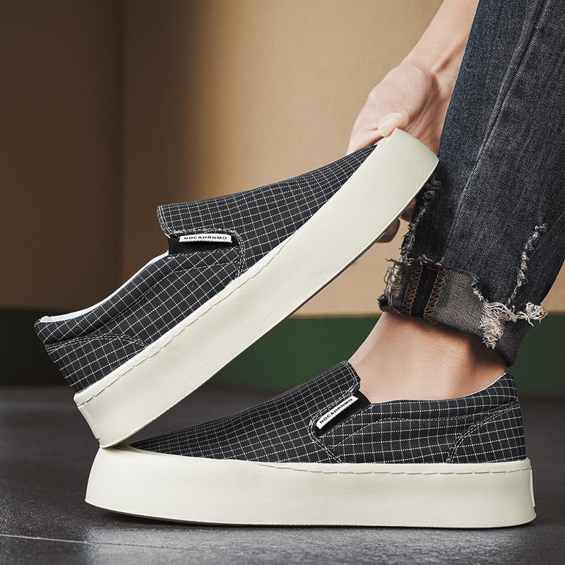 Nyári, határokon átnyúló férfi cipők, lélegző vászoncipők, lusta, bebújós munkacipők, divatos férfi alkalmi cipők nagykereskedelemben