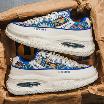 Férfi cipők Új tavaszi, minden mérkőzésre alkalmas alkalmi divat Forrest Gump futó sport személyre szabott graffiti vastag talpú Torre cipők 2025