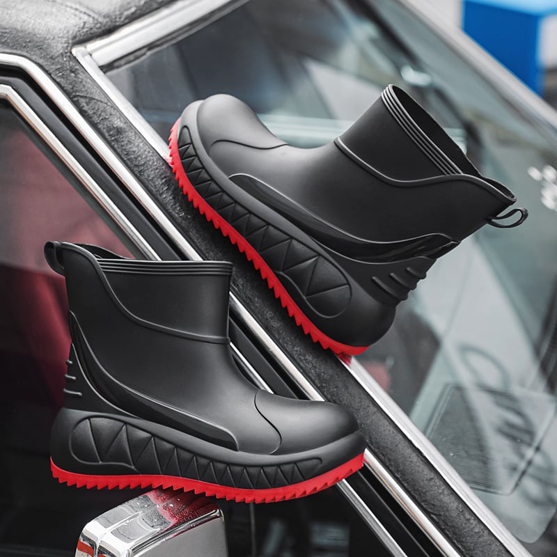 Meestele mõeldud piiriülesed moesaapad, lühikese taldaga pealisrõivad, pehme tallaga veekindlad kingad, kalastuskingad õues kasutamiseks, libisemiskindlad köögikummikingad, autopesukingad