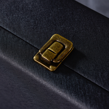 Valmis punase veini kinkekarp kivikestega, ühe- või kahekordse pudeli pakendikarp, veinikarp, universaalne, saab lisada logo, ärikinkekarp