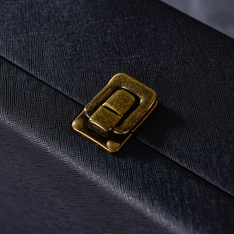 Valmis punase veini kinkekarp kivikestega, ühe- või kahekordse pudeli pakendikarp, veinikarp, universaalne, saab lisada logo, ärikinkekarp