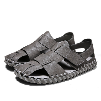 2024 tavaszi szandálok hálós új férfi strandcipők Trbottomy férfi puha talpú baotou lélegző bebújós cipők férfiaknak