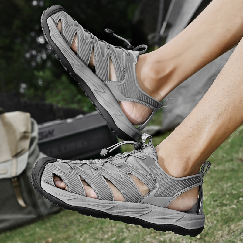 Pantofi de plajă pentru bărbați 2025 Sandale de vară pentru bărbați cu vârful în picioare Sandale sporturi în aer liber off-road Pantofi de râu Sandale respirabile pentru vad pentru bărbați