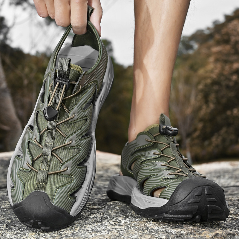 Pantofi de plajă pentru bărbați 2025 Sandale de vară pentru bărbați cu vârful în picioare Sandale sporturi în aer liber off-road Pantofi de râu Sandale respirabile pentru vad pentru bărbați