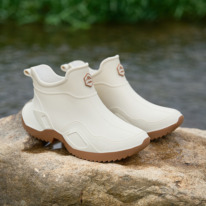 Meeste libisemiskindlad lühikesed kummist saapad, madala säärega, naiste moodsad õues kasutamiseks, vihmased kalastuskingad, veekindlad köögikingad