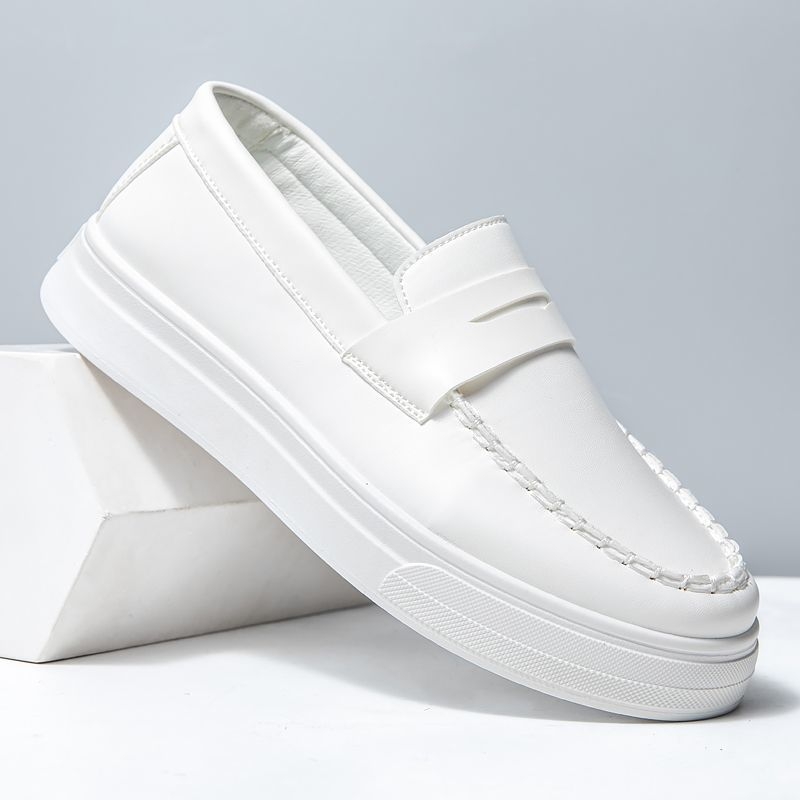 2025. gada pavasara jauni elpojoši apavi ar cepurēm, vīriešu apavi, britu stila mokasīni, modes ikdienas ādas apavi, jauniešu moderni apavi