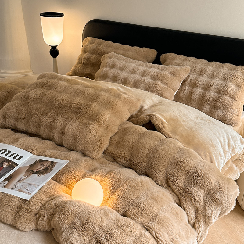 Triušio aksomas, keturių dalių, pieno spalvos aksominis, paminkštintas dvipusis, koralų spalvos aksominis, žieminės lovos paklodės užvalkalas, trijų dalių, 2025 m., naujas