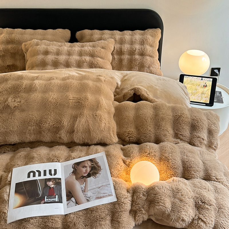 Triušio aksomas, keturių dalių, pieno spalvos aksominis, paminkštintas dvipusis, koralų spalvos aksominis, žieminės lovos paklodės užvalkalas, trijų dalių, 2025 m., naujas