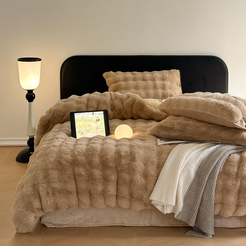 Triušio aksomas, keturių dalių, pieno spalvos aksominis, paminkštintas dvipusis, koralų spalvos aksominis, žieminės lovos paklodės užvalkalas, trijų dalių, 2025 m., naujas