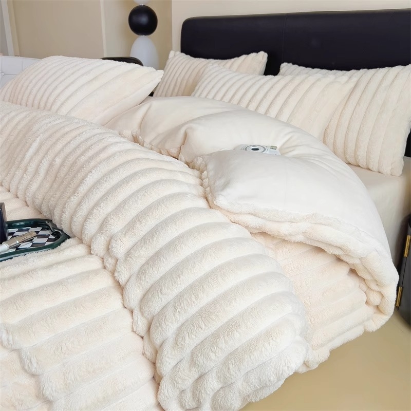 Triušio aksomas, keturių dalių, pieno spalvos aksominis, paminkštintas dvipusis, koralų spalvos aksominis, žieminės lovos paklodės užvalkalas, trijų dalių, 2025 m., naujas