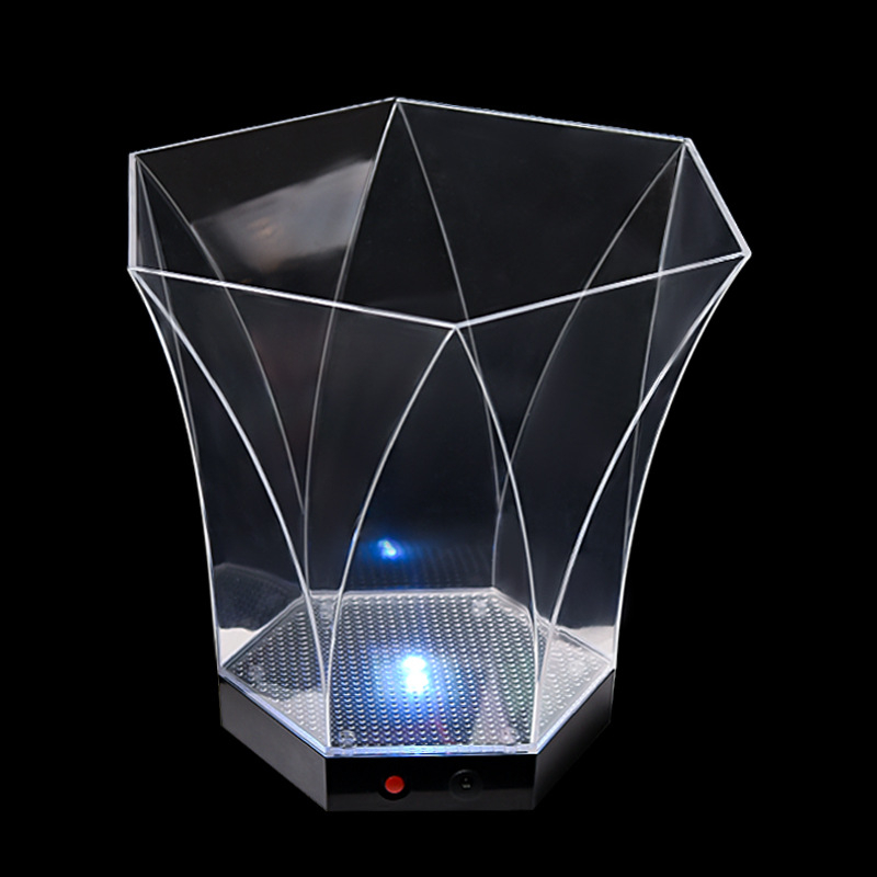 Tiesioginiai gamyklos pardavimai Kūrybinė rombo formos netaisyklinga šešiakampė šampano vyno statinė Ledo alaus statinė Spalvinga šviečianti ledo statinė