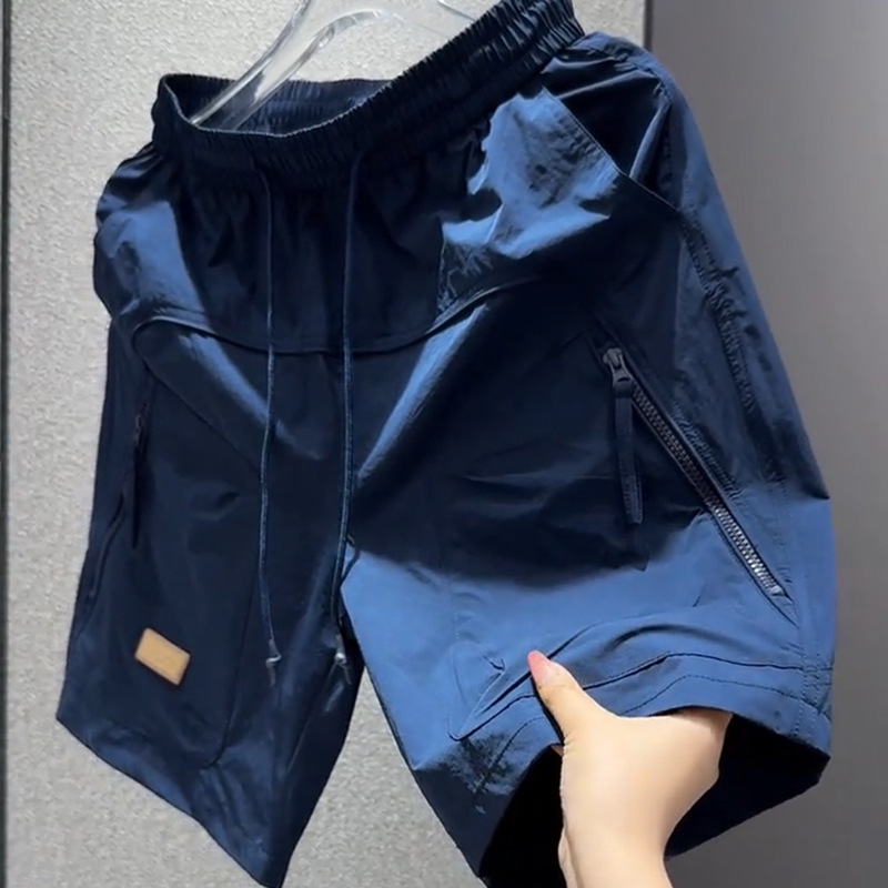 Yicheng Fashion 2025 Férfi Nyári Kültéri Alkalmi Sokoldalú Lélegző Divattervező Rövidnadrág 2620