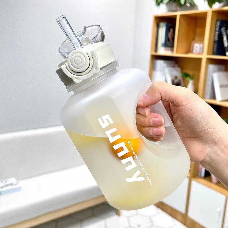 Nagy kapacitású műanyag pohár, magas hőmérsékletnek ellenálló víztartály, tonnás hordós fitnesz vízforraló, hordozható, cseppálló szívószálas űrpohár