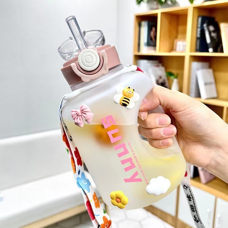 Nagy kapacitású műanyag pohár, magas hőmérsékletnek ellenálló víztartály, tonnás hordós fitnesz vízforraló, hordozható, cseppálló szívószálas űrpohár