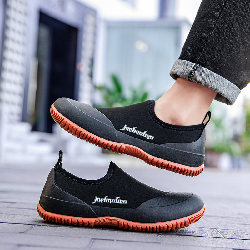 Cross-Border uued pruunid meeste lühikese tekiga kingad, moodsad kummikud, veekindlad ja libisemiskindlad veekingad, kahlamiskingad, kummikud meestele