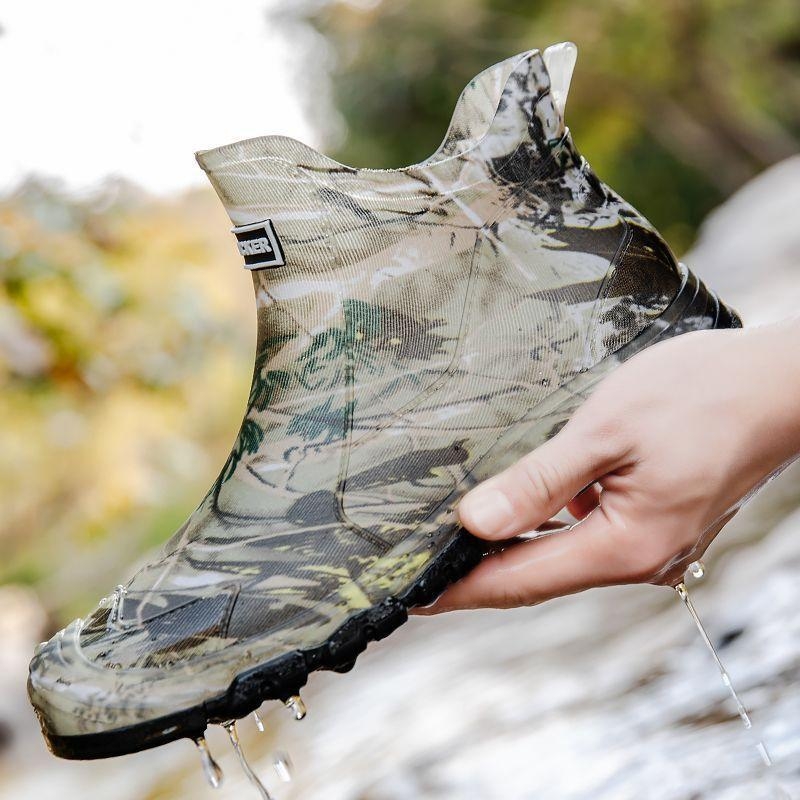 Madala lõikega, keskmise lõikega, kerged, libisemiskindlad, kõrge lõikega kummikud, kulumiskindlad meeste kingad, moodsed kummikud, kingad üliõpilastele, hingavad