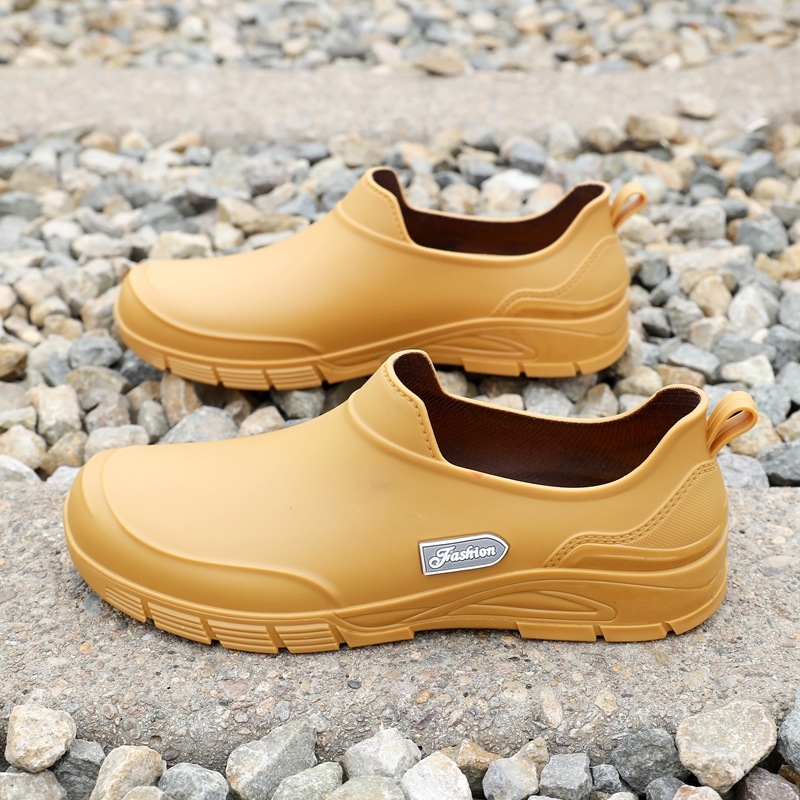 Pārrobežu modes īsie mucas lietus zābaki vīriešu universālie virsdrēbes ūdens apavi neslīdoši virtuves gumijas apavi ūdensizturīgi nodilumizturīgi automazgātavas apavi vasarai