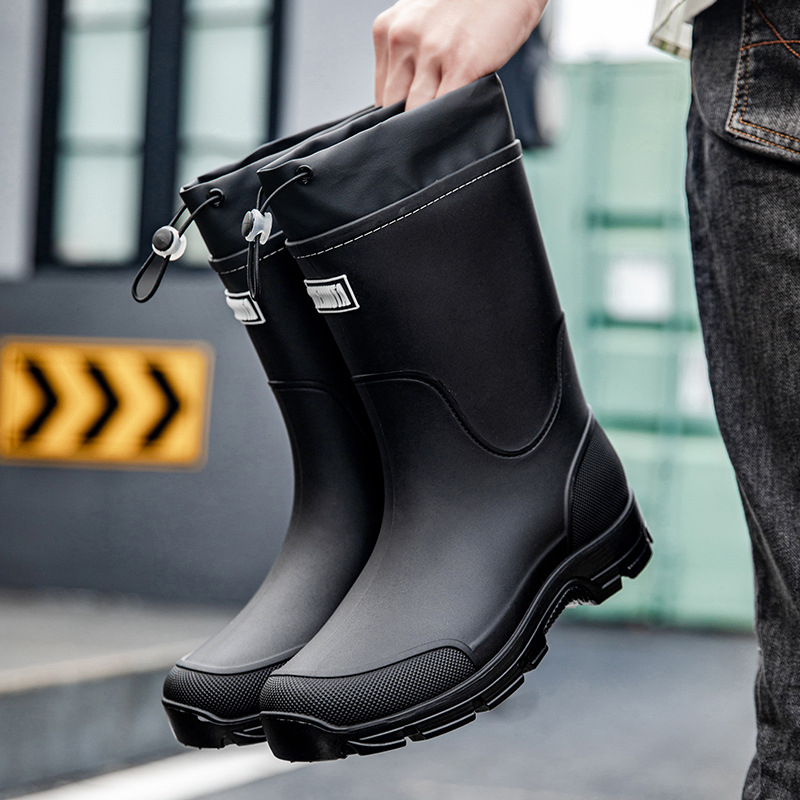 Viršutiniai drabužiai Iki blauzdos siekiantys poros guminiai batai Vandeniui atsparūs laisvalaikio guminiai batai Lengvi virtuviniai neslystantys guminiai batai Storapadžiai darbo vandens batai