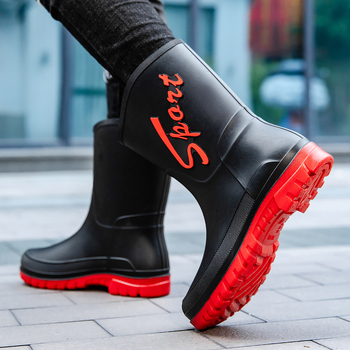 Eksportuoti užsienio prekybos guminius batus vyriški guminiai batai neslystantys sustorinti dilimui atsparūs lietui vidutinio aukščio vandeniui atsparūs batai guminiai batai vyriški vandens batai potvynio