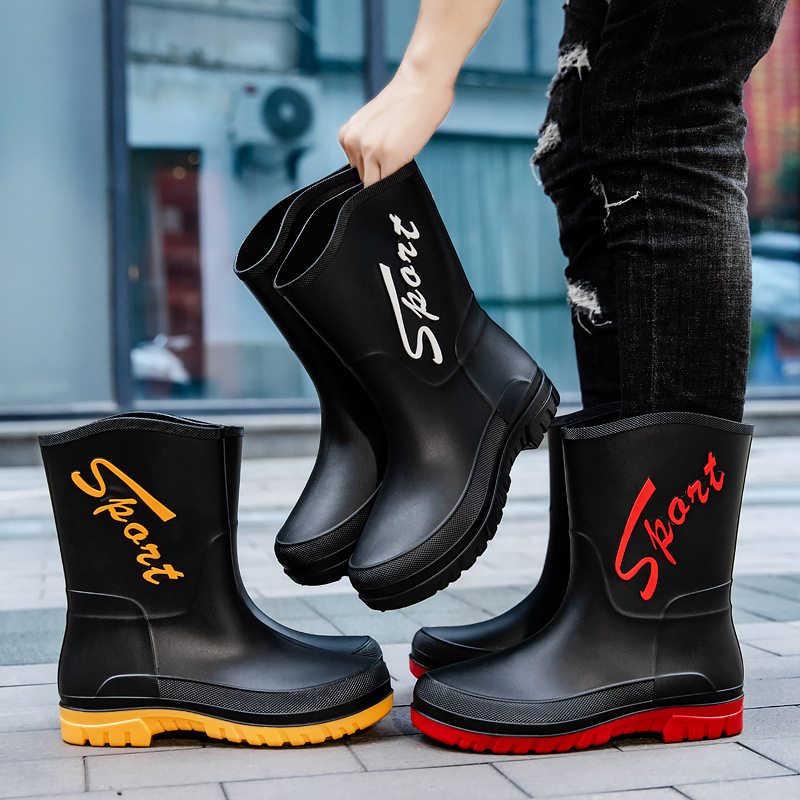 Eksportuoti užsienio prekybos guminius batus vyriški guminiai batai neslystantys sustorinti dilimui atsparūs lietui vidutinio aukščio vandeniui atsparūs batai guminiai batai vyriški vandens batai potvynio