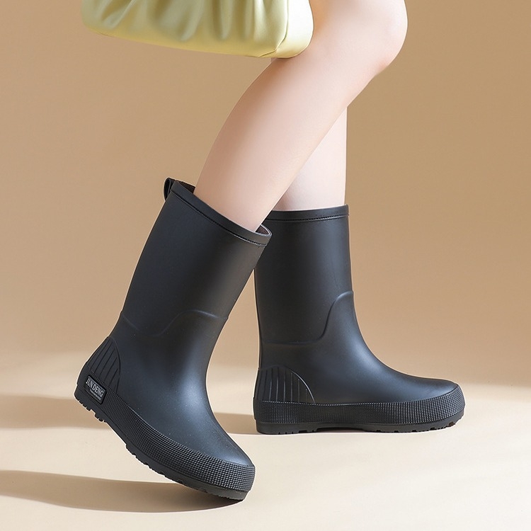 „Morandi Color“ moteriški vidutinio aukščio guminiai batai, madingi klasikiniai moteriški lauko batai, storesni, neslystantys vandens batai, guminiai batai.