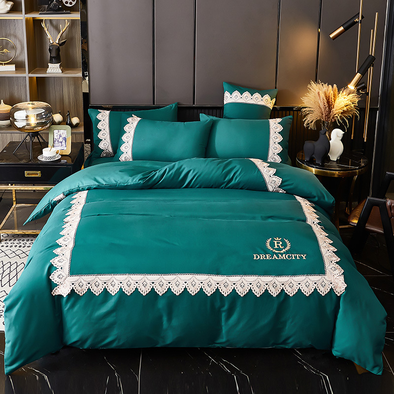 Europietiško stiliaus nėriniais siuvinėtas keturių dalių lovos sijonas, raudonas vienspalvis šlifavimo antklodės užvalkalas, vestuvinė patalynė, keturių dalių komplektas