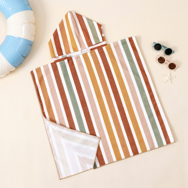 Vaikiškas mikropluošto rankšluostis su gobtuvu, chalatas su animacinių filmukų atspaudu, nešiojamas rankšluostis, skirtas įvairioms reikmėms