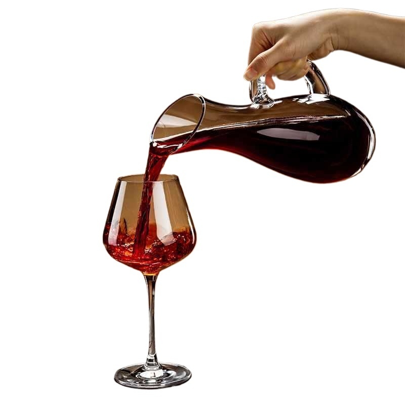 Didmeninė prekyba nauju dekanterio buitiniu vyno dozatoriumi, sutirštinto krištolo stiklo, lengvo prabangaus raudonojo vyno taurės vyno rinkiniu