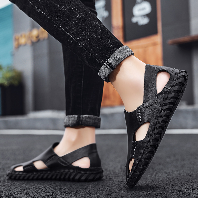 Sandale de vară pentru bărbați, casual, la modă, all-match, 2020, stil nou, îmbrăcăminte exterioară, antiderapantă, respirabilă, cu fund moale din piele, pentru plajă, pentru bărbați