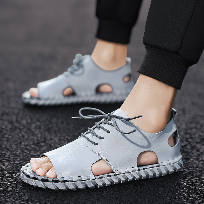 Sandale de vară pentru bărbați, casual, la modă, all-match, 2020, stil nou, îmbrăcăminte exterioară, antiderapantă, respirabilă, cu fund moale din piele, pentru plajă, pentru bărbați