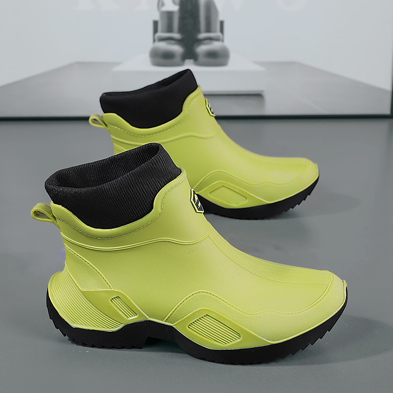 Meeste kevadsaapad köögitööriietusele vastupidavad veekingad Takeaway Rider mustad töökaitsega vihmasaapad