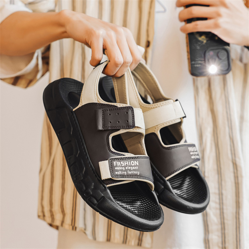 Meeste sussid, libisemiskindlad, takjapaelaga reguleeritavad vabaaja sussid, pehme põhjaga, sõnnikutunnetusega, õuespordisandaalid