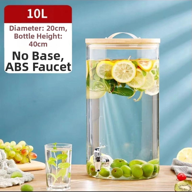 Internetikuulsuste puuviljatee klaas, tipptasemel koksivaat, iseteenindusega suletud joogipudel, õllevaat, altaripudel