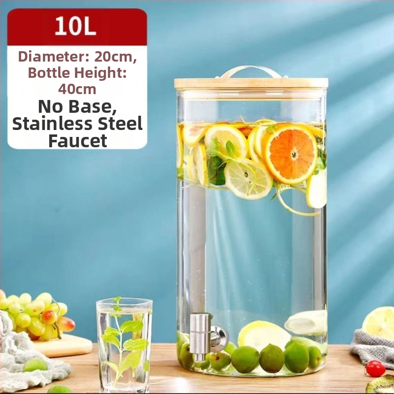 Internetikuulsuste puuviljatee klaas, tipptasemel koksivaat, iseteenindusega suletud joogipudel, õllevaat, altaripudel