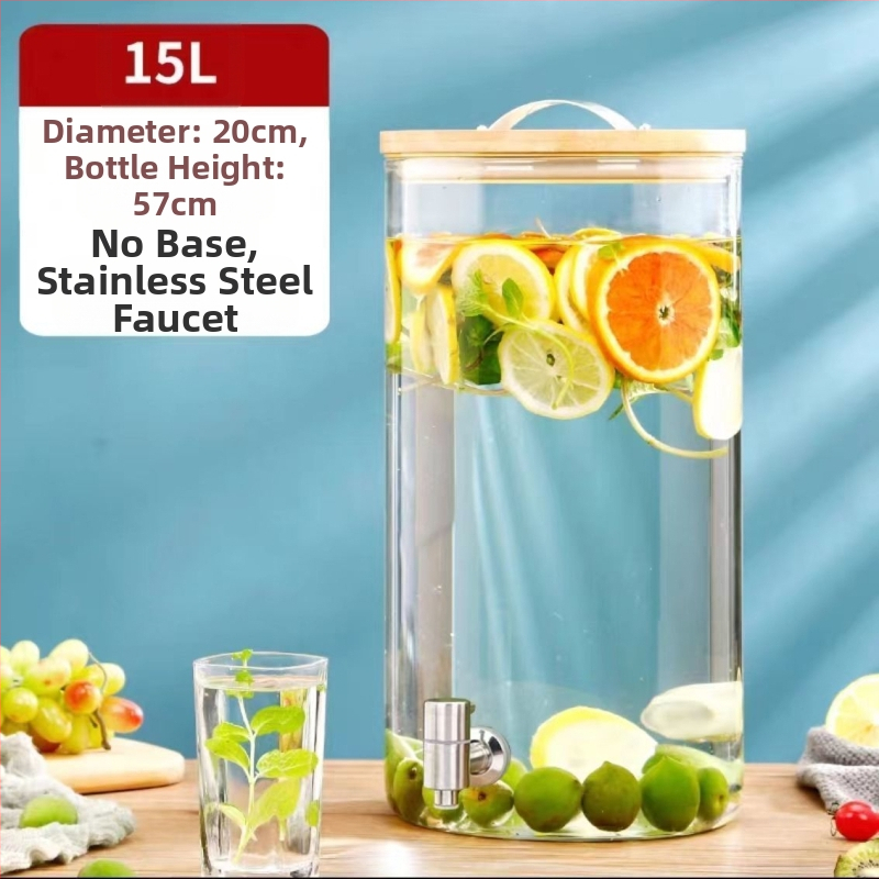 Internetikuulsuste puuviljatee klaas, tipptasemel koksivaat, iseteenindusega suletud joogipudel, õllevaat, altaripudel