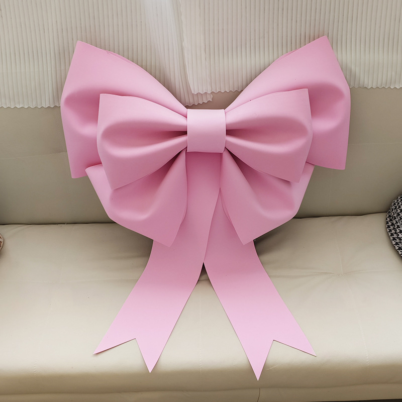 Ülisuur lipsuga materjalist kott sünnipäevatoa kaunistamine pulmapühade peokaunistused tausta seinale paigutus