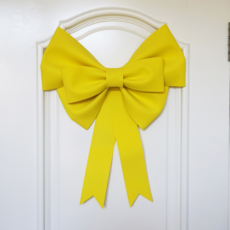 Ülisuur lipsuga materjalist kott sünnipäevatoa kaunistamine pulmapühade peokaunistused tausta seinale paigutus